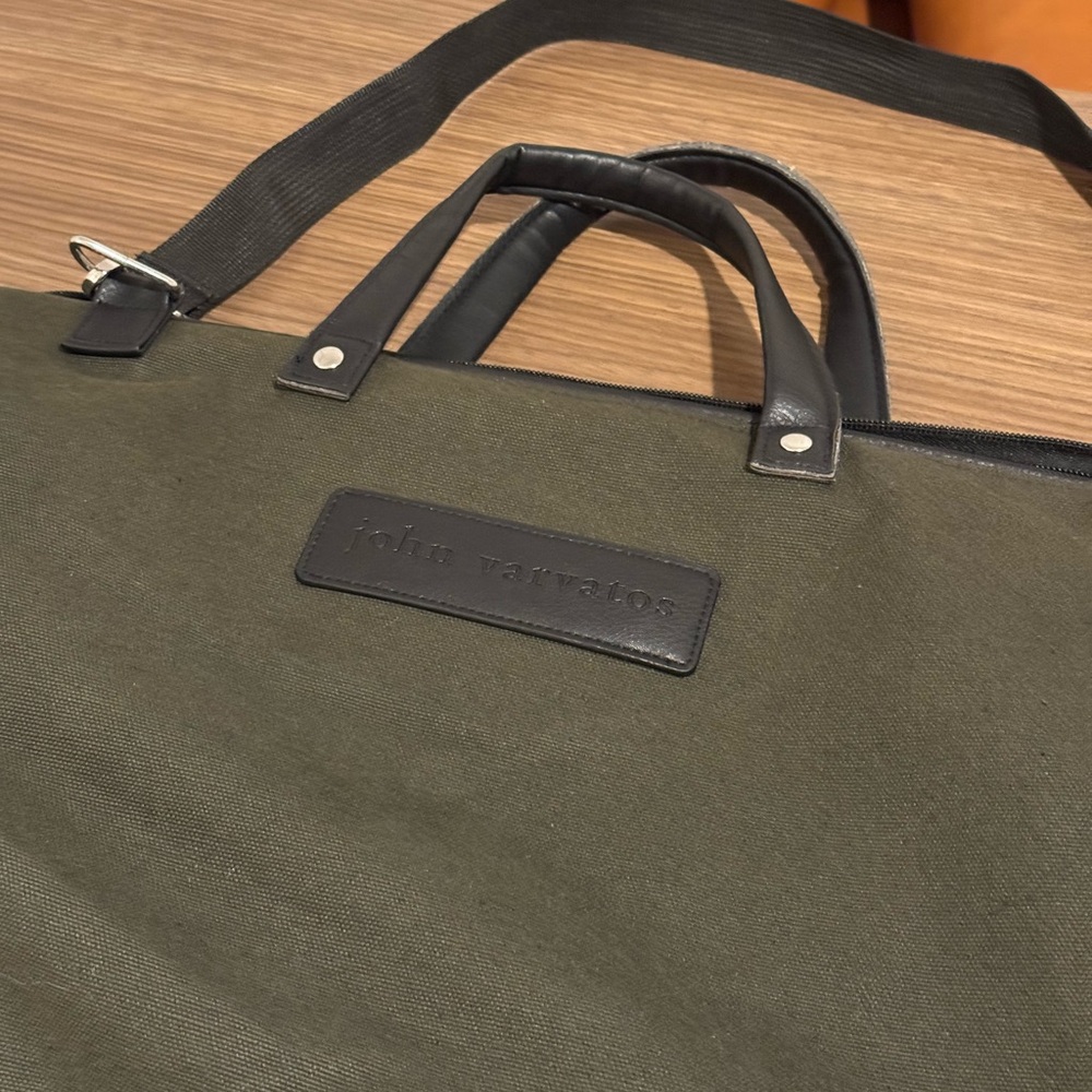 John Varvatos Bag Green Black Travel Weekender Mens Duffle Faux Leather Zip - Picture 3 of 5